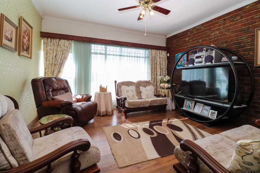 3 Bedroom Property for Sale in Flimieda North West